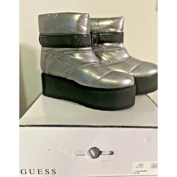 Guess Boots Womens Size 7.5 Pewter Silver Platform Boots GWJILONA2 Winter Style - Picture 6 of 9